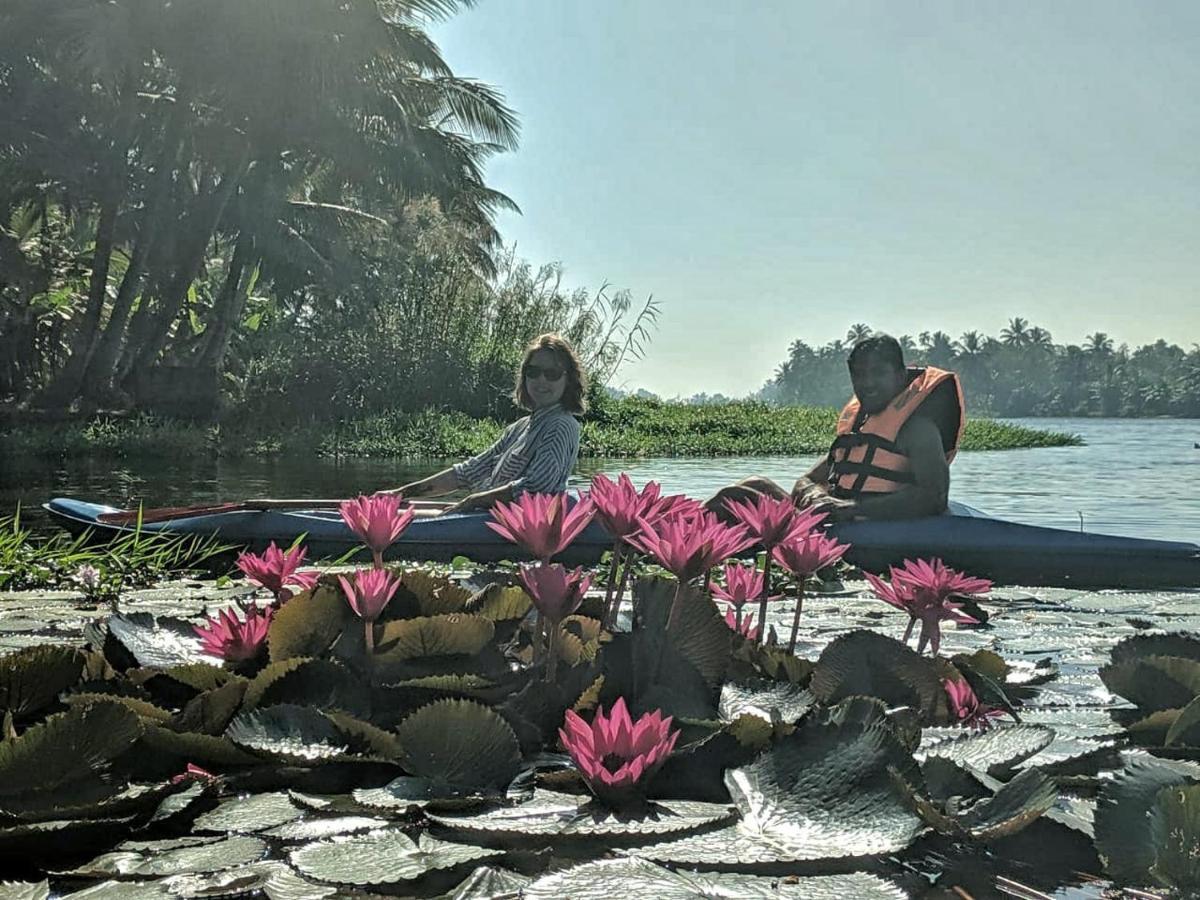 مبيت وإفطار Alappuzha Sunsets And Palm Trees المظهر الخارجي الصورة