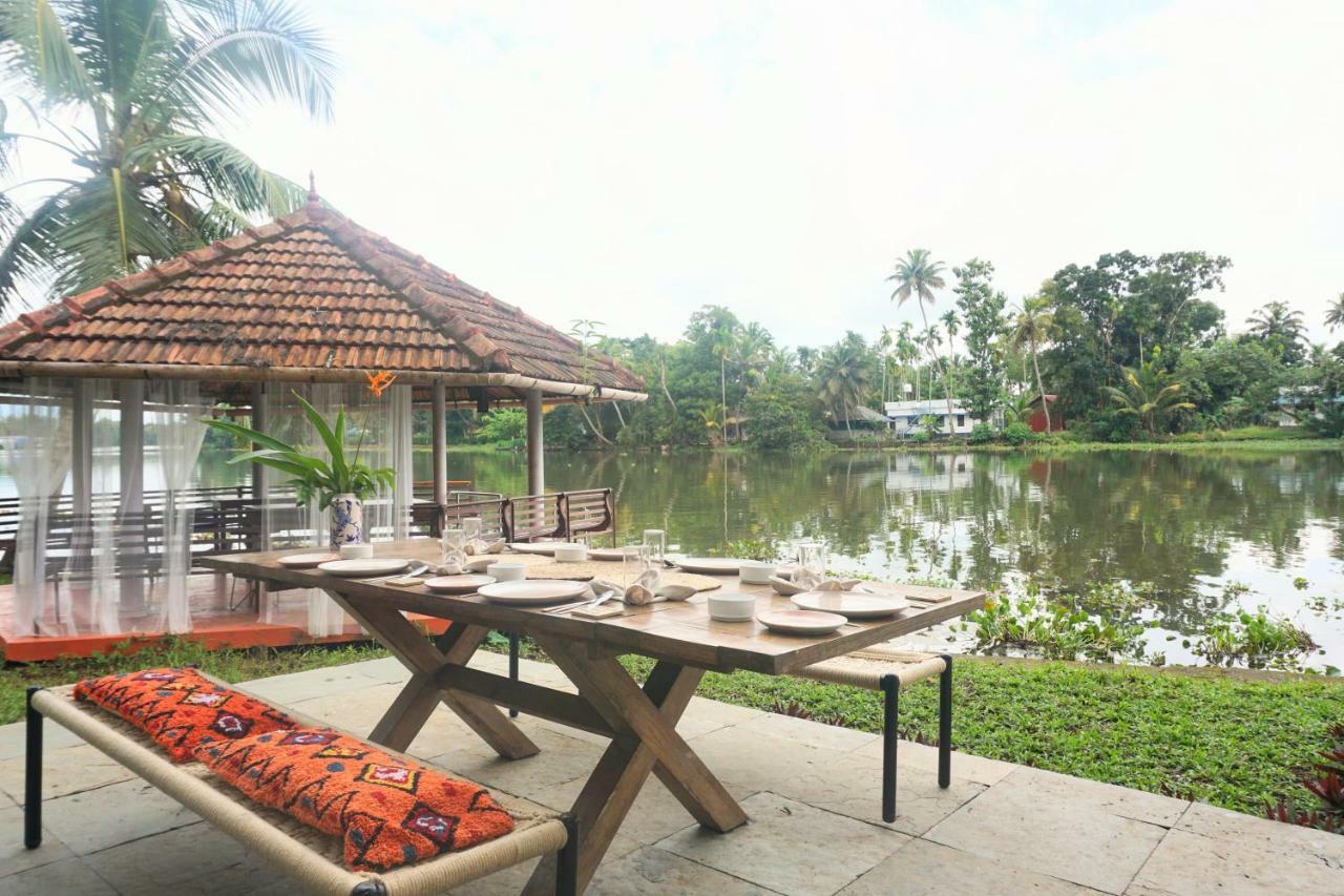 مبيت وإفطار Alappuzha Sunsets And Palm Trees المظهر الخارجي الصورة